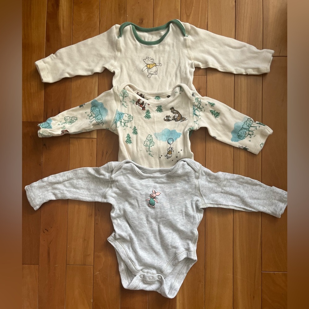 Winnie the Pooh baby onesies (0-3 months)